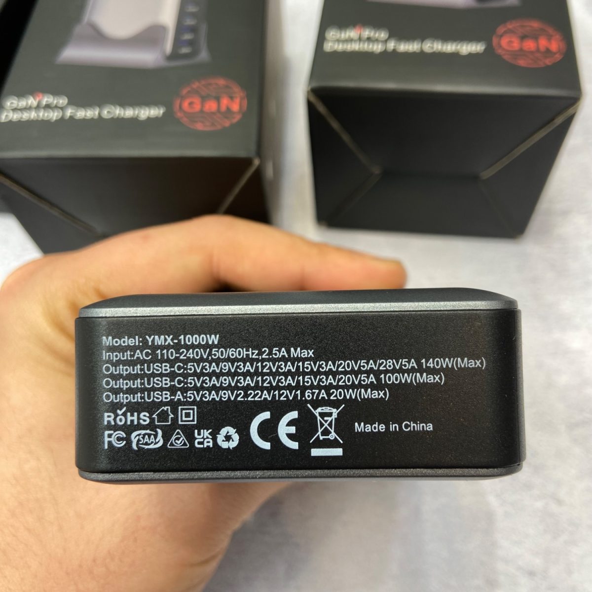 شارژر رومیزی 140 وات 10 پورت مدل MH_1000W - Image 3